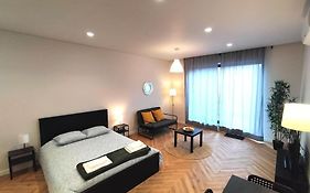 Heart Of The City Suites - A